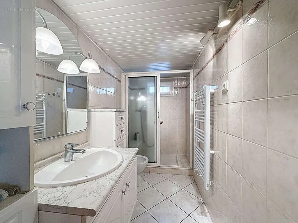 Maison 3 pièces à Marseille-11e