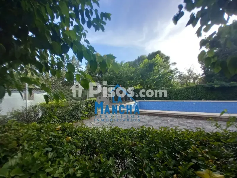 Bassein - Rustic House with Pool in Jaén Road Area