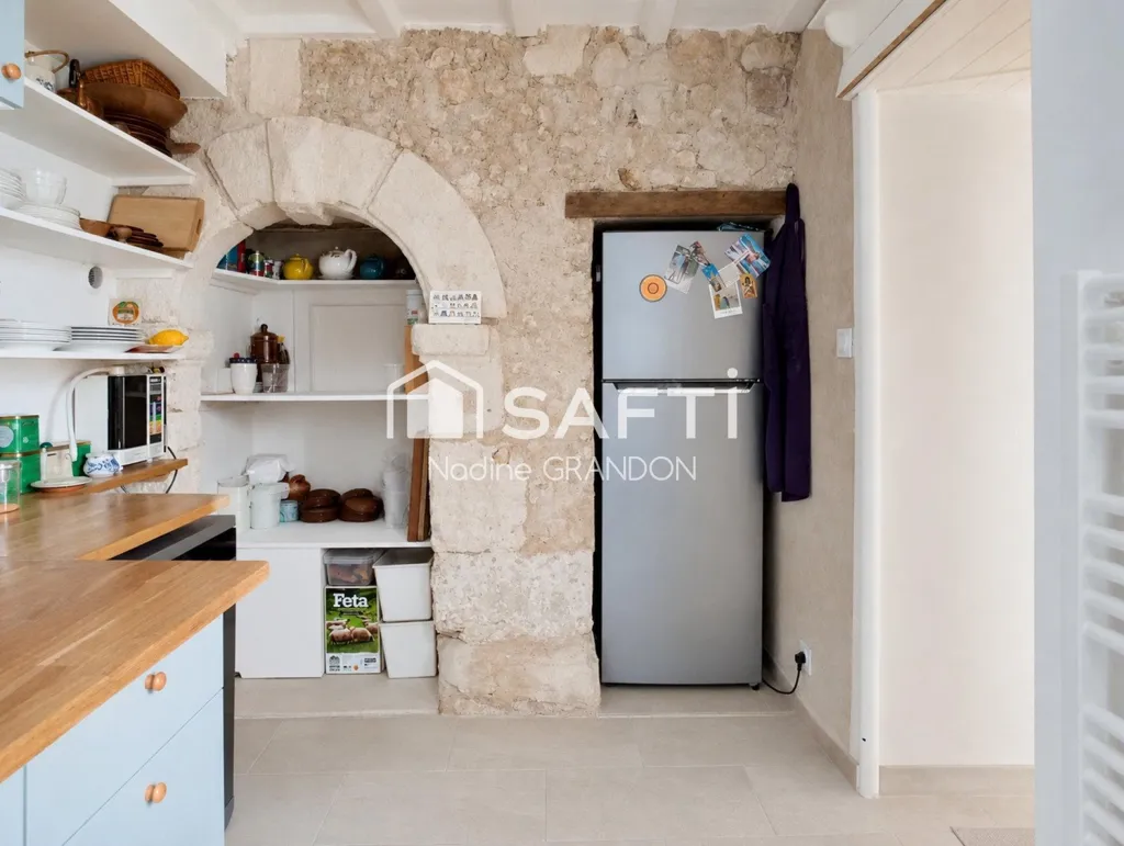 Cuisine - Maison Rénovée avec Jardin aux Portes d'Aubeterre