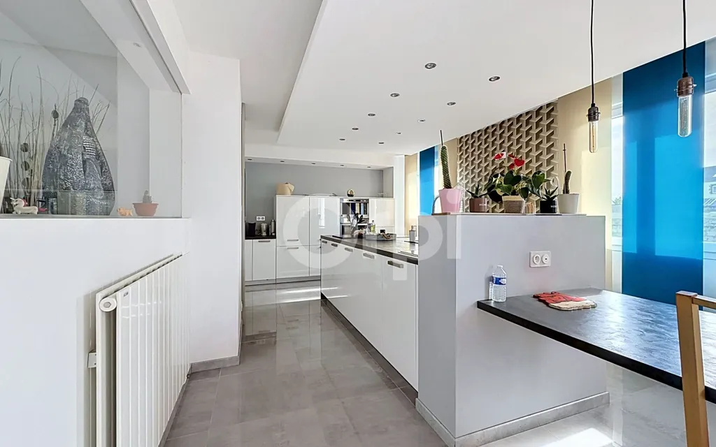 Cuisine - Maison avec Piscine au Centre-Bourg de Plourin