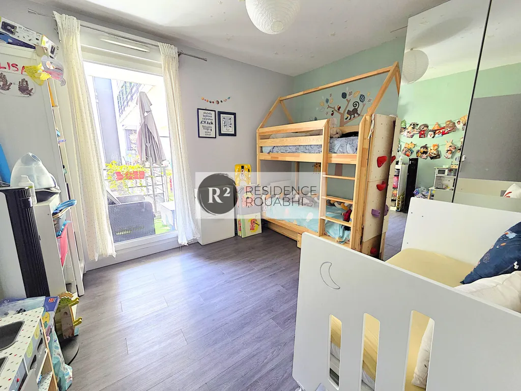 Camere da letto - 3-Bed Flat with Terrace in Gennevilliers