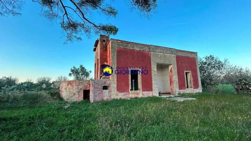 Exterior - Rustic Property with Garden in Squinzano