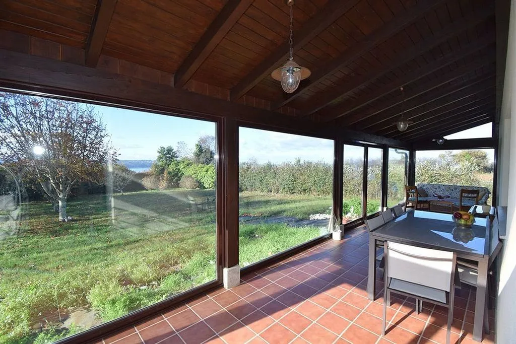 Terrazza - Chalet with Golf Course Views near Perbes