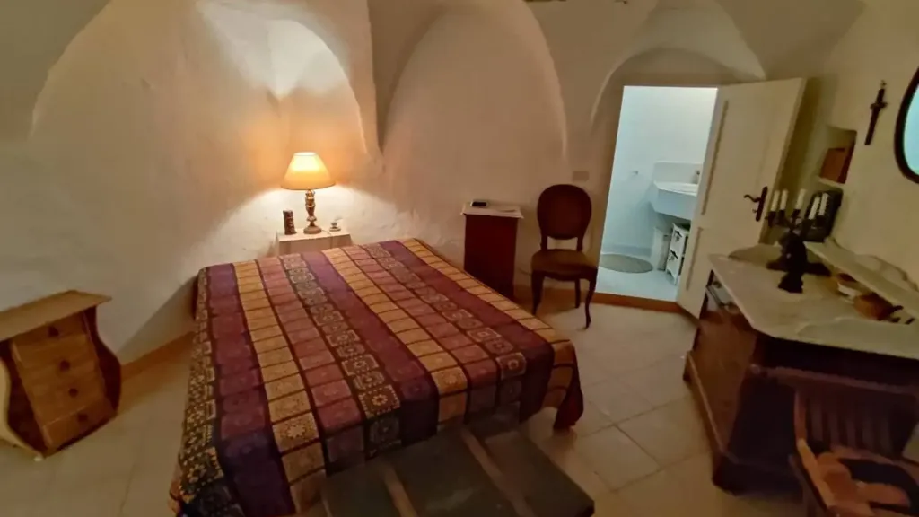 Chambres - Historic Apartment in Pigna, Imperia