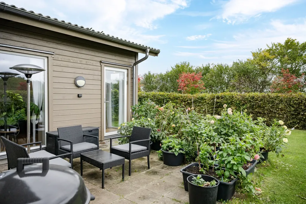 Terrass - Apartment with Field View in Viby