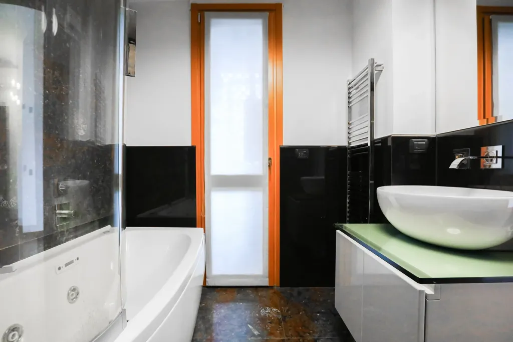 6 magamistoaga korter asukohas Milan