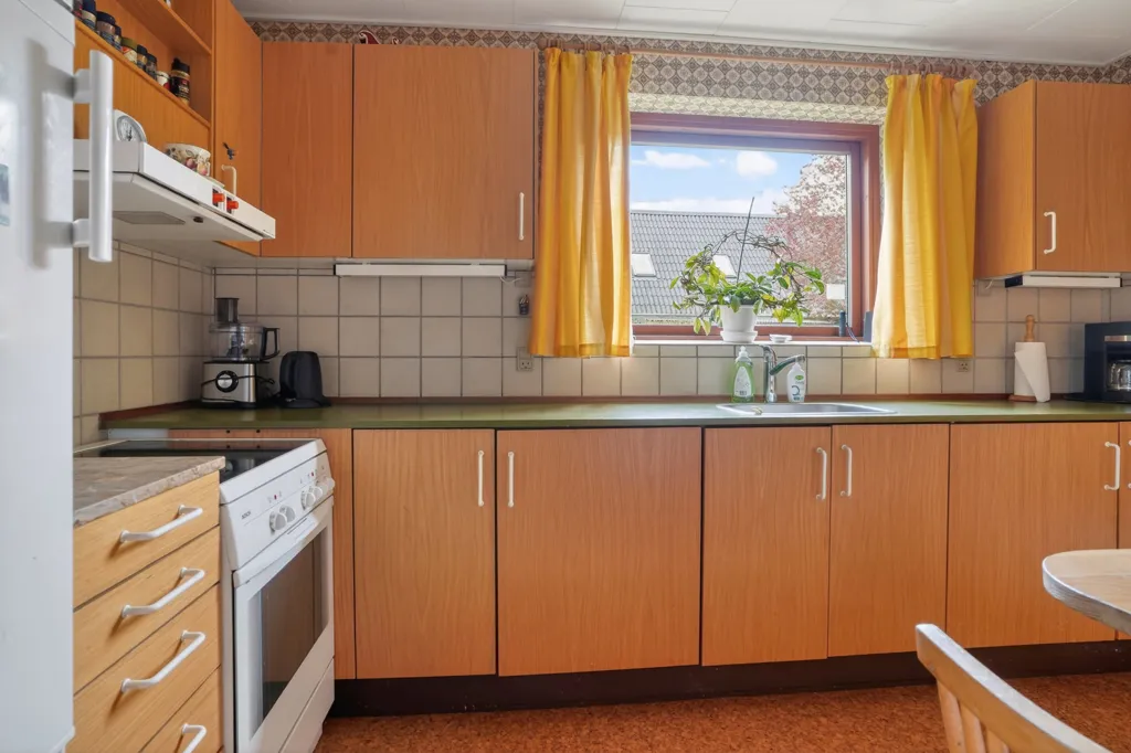 Cuisine - Detached Villa with Garden in Havdrup