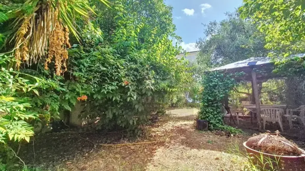 Apartment with Private Garden in Empoli