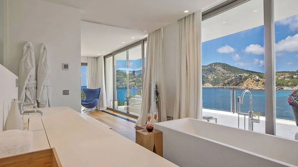 Salles de bain - Luxury Villa with Sea Views in Camp de Mar