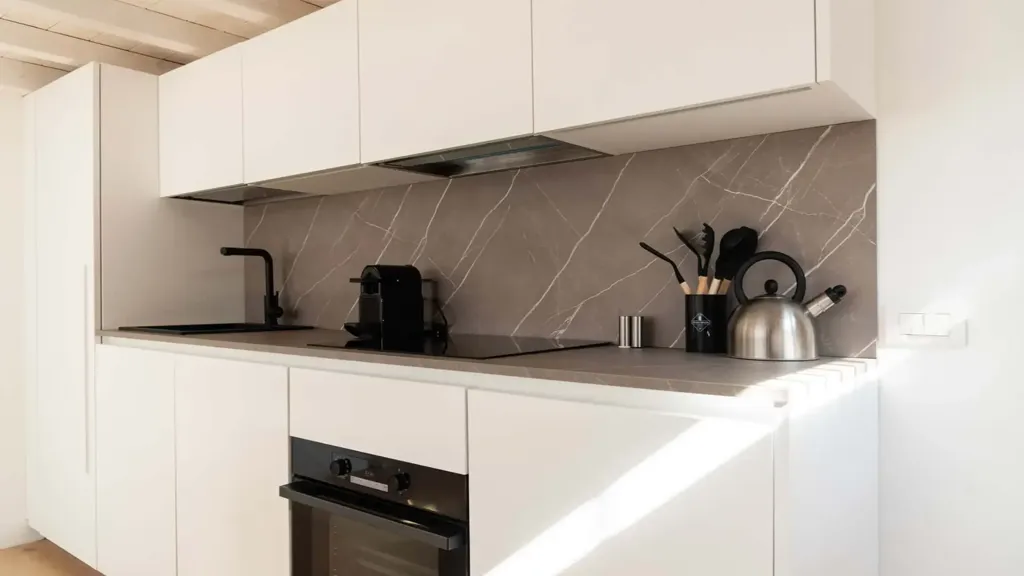 Cuisine - Stylish Studio with Mezzanine in Milan