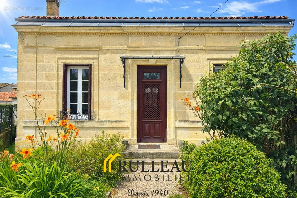 Välivaade - Charming Stone House with Garden in St-André-de-Cubzac