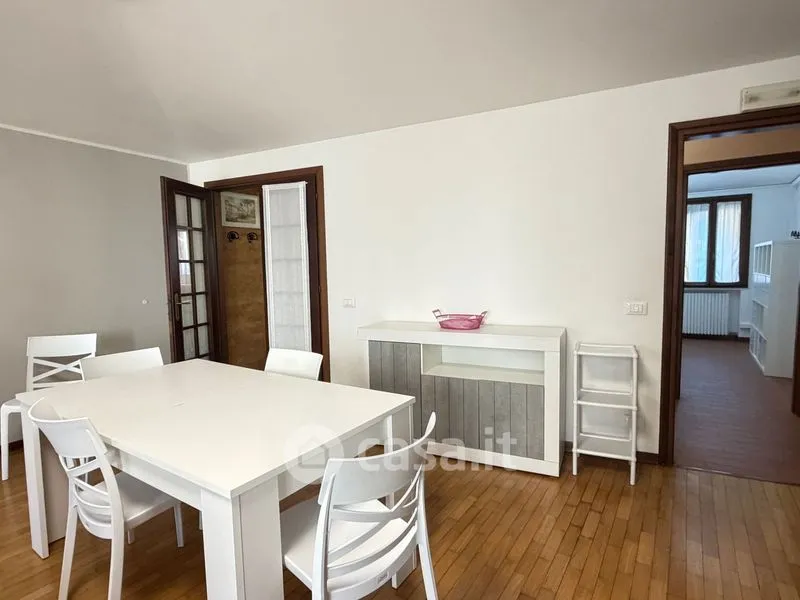 Salle à manger - Fully Furnished Apartment in Este Centre