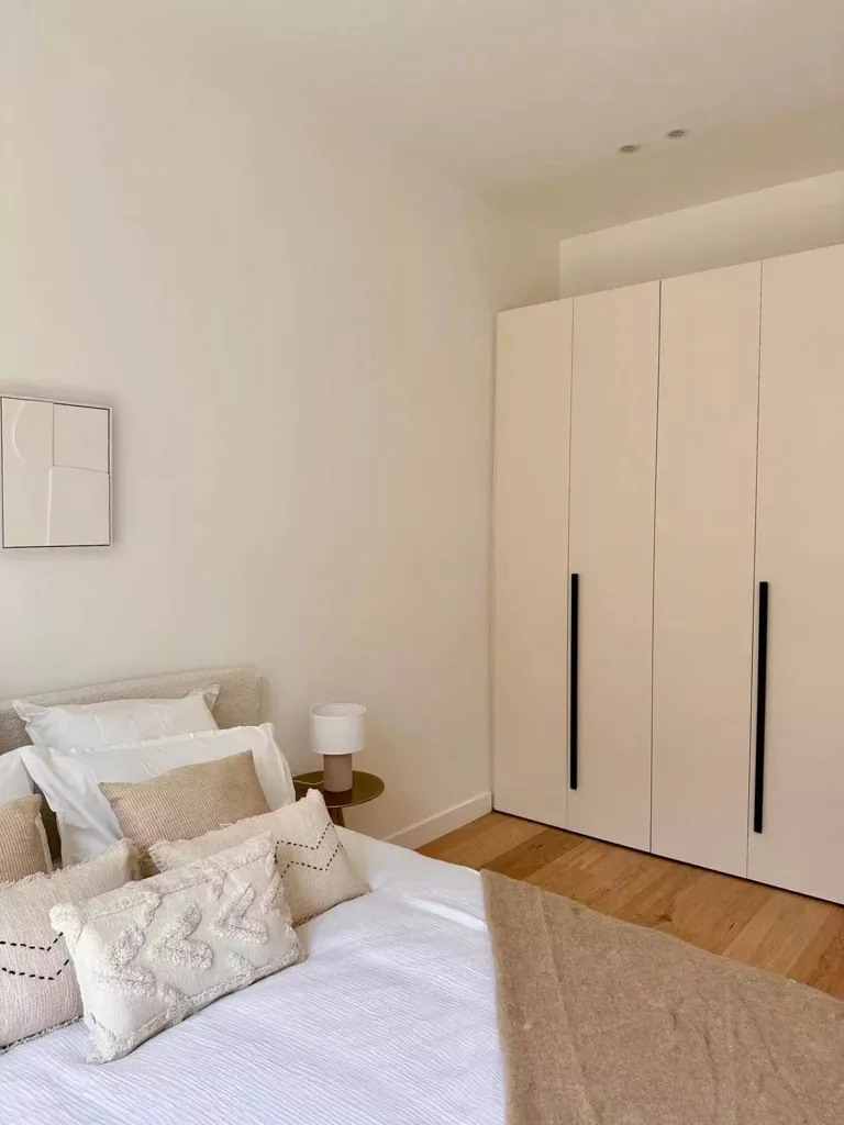 Chambres - Appartement Rénové avec Vue Panoramique à Nice