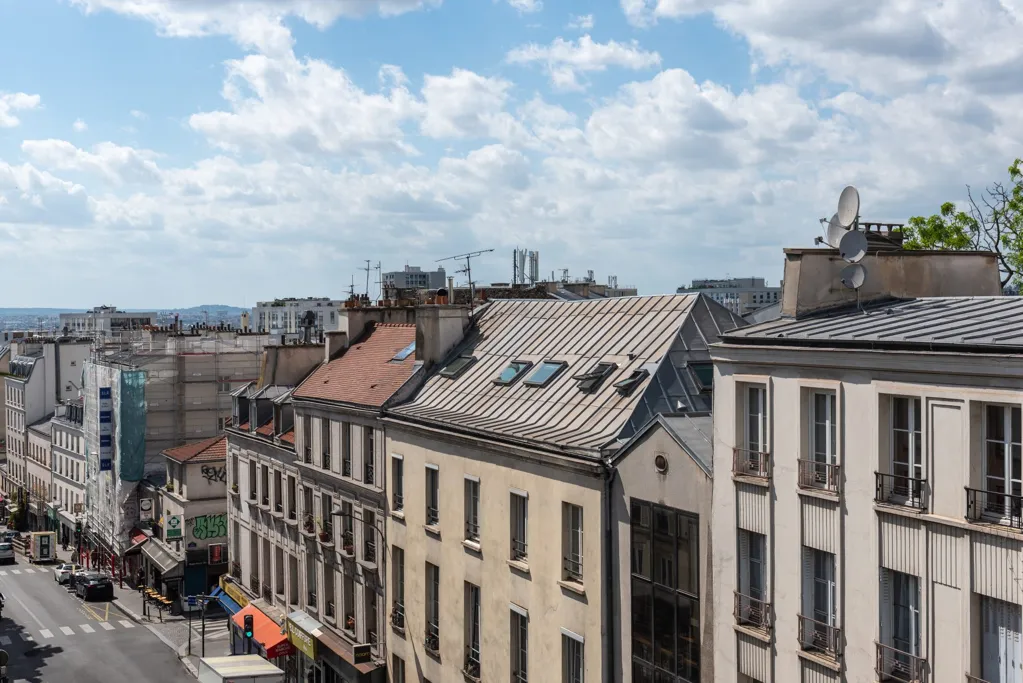 Rõdu - Bright Parisian Flat with Historic View