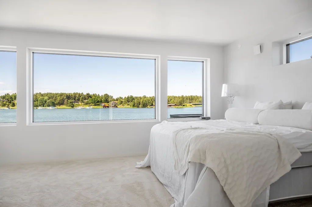 Bedrooms - Modern Seafront Villa in Söderköping