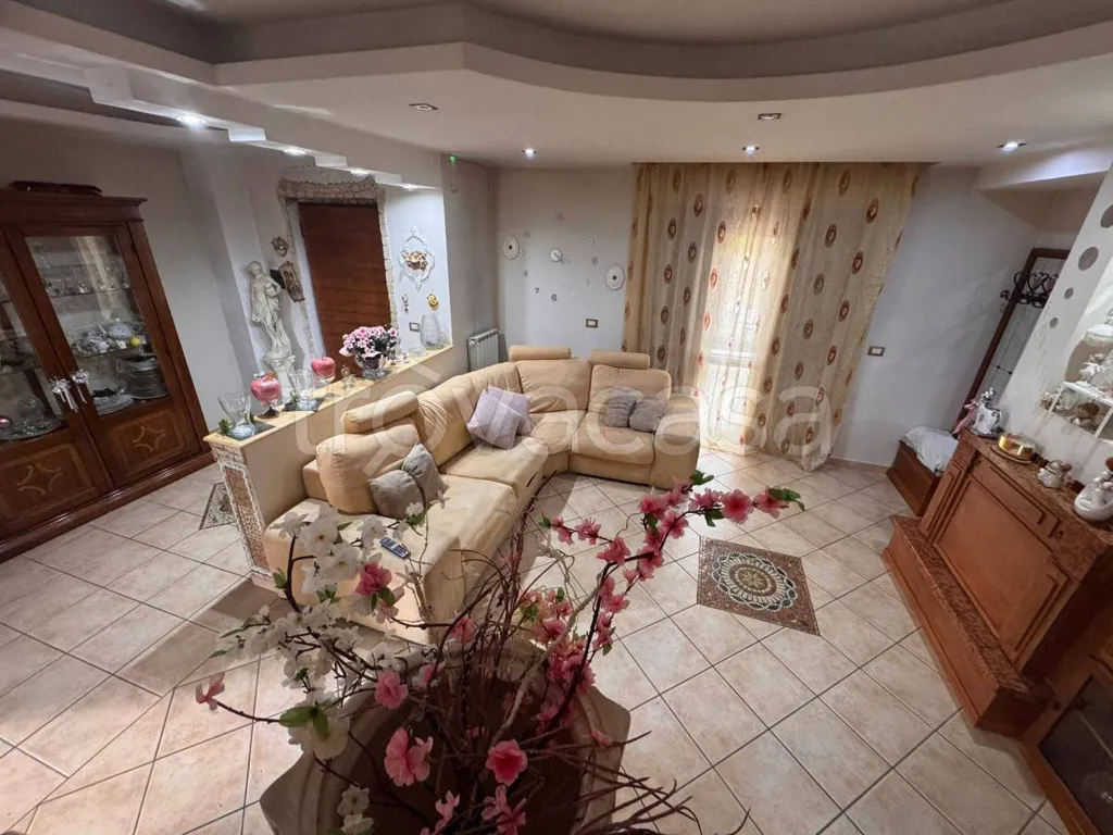 Séjour - Villa with Private Garden in Vitulazio