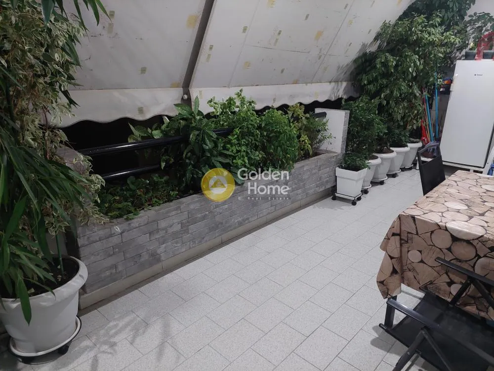 Terrasse - Apartment with Balcony in Piraeus
