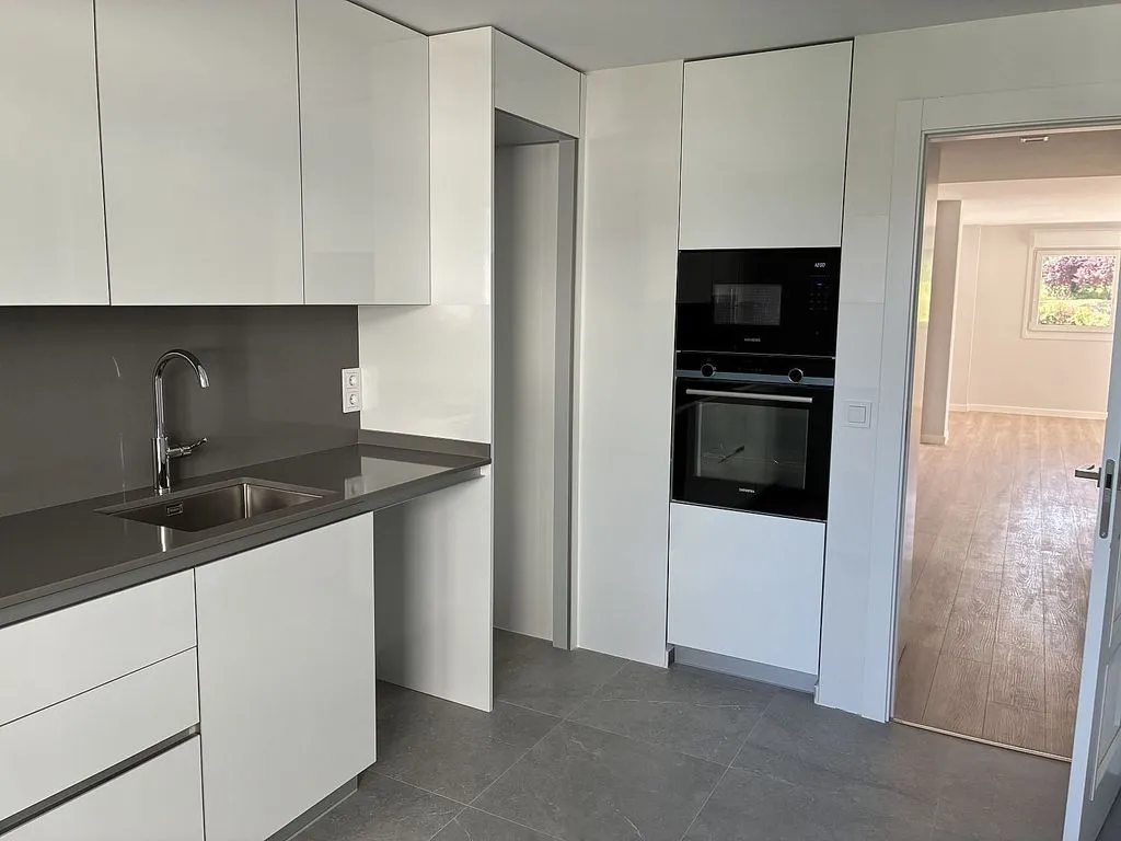 Cuisine - Luxury Flat with Pool in Sanchinarro