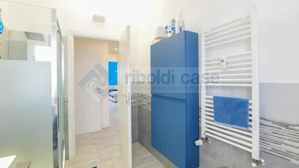 Salles de bain - Appartement 4 pièces à IT