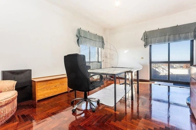 Kabinet - Luxury Duplex Flat in Sintra