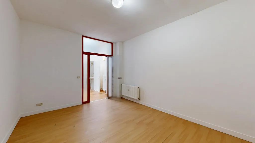 Toad - Bright 1-Bedroom Apartment in Huy