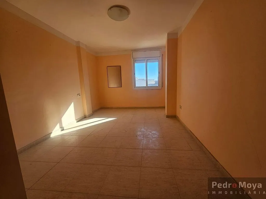 Pièces - Modern Flat with Sea View in L'Ametlla de Mar