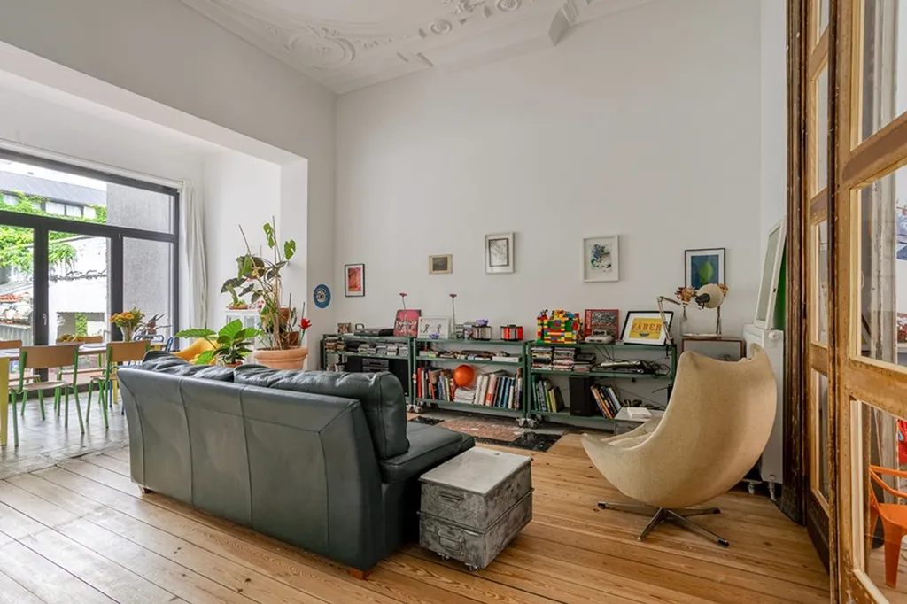 Séjour - Maison Rénovée avec Terrasse à Proximité de 12 m²
