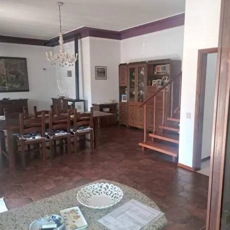 Salle à manger - Significant Villa with Garden in Ravenna