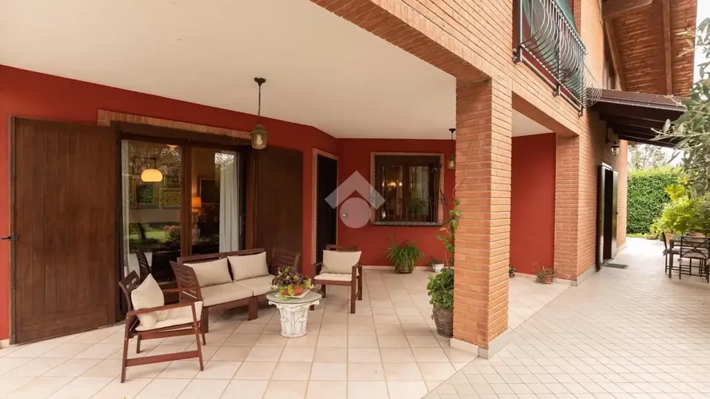 Terrass - Villa with Pool and Garden in Barbania