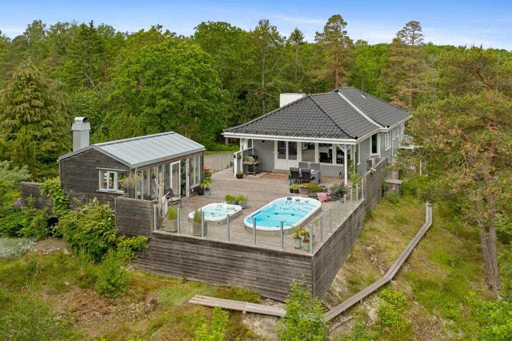Vue aérienne - Architect-Designed House with Sea View in Larvik