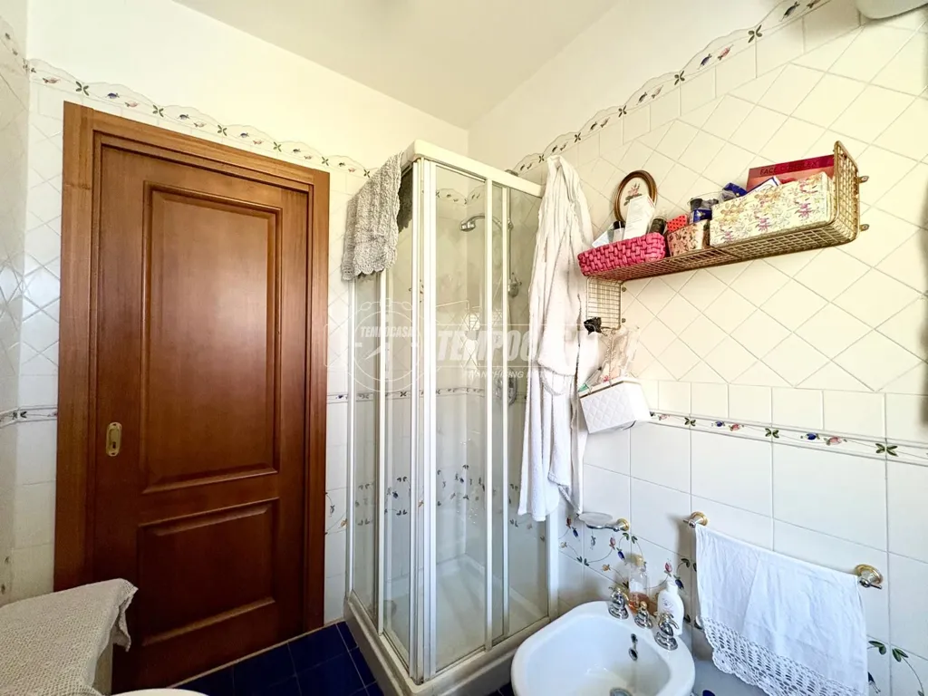 Salles de bain - Apartment with Balconies in Casaluce