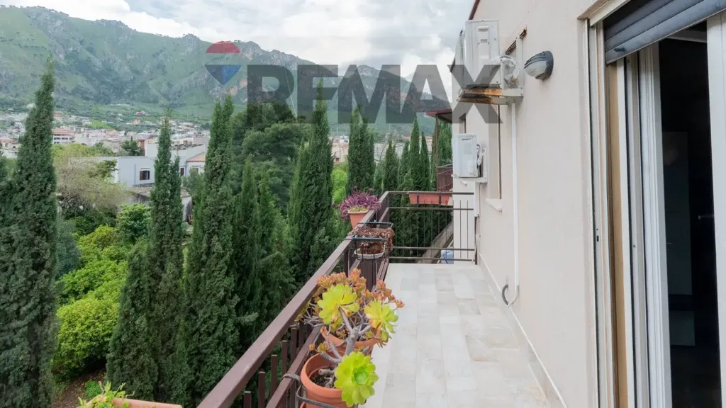 Rõdu - Fully Rented Flat with Parking in Palermo