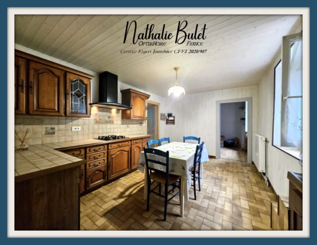 Cuisine - Appartement avec Jardin à Plombières-les-Bains