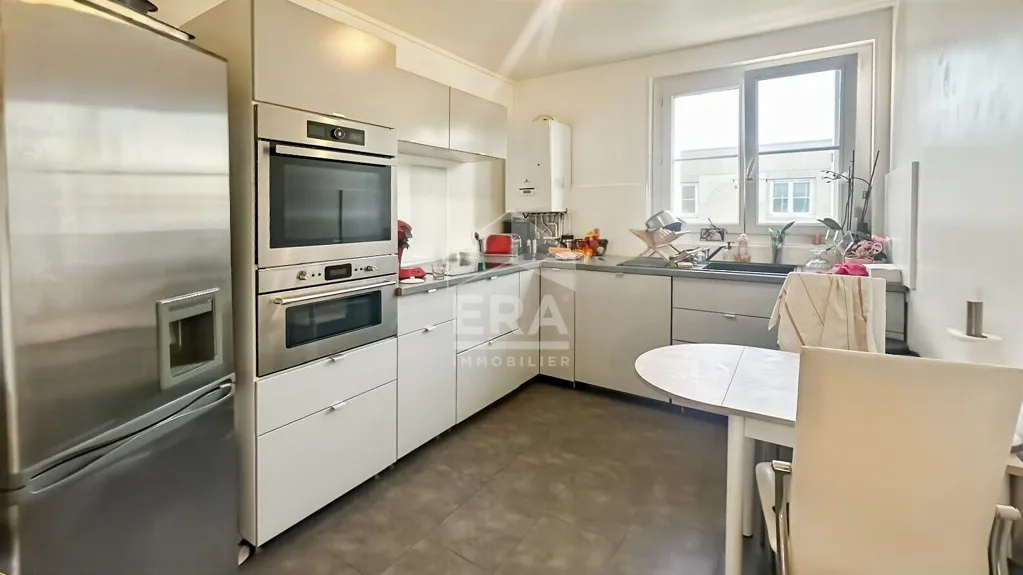 Cuisine - Appartement 4 Pièces avec Balcon à Reims