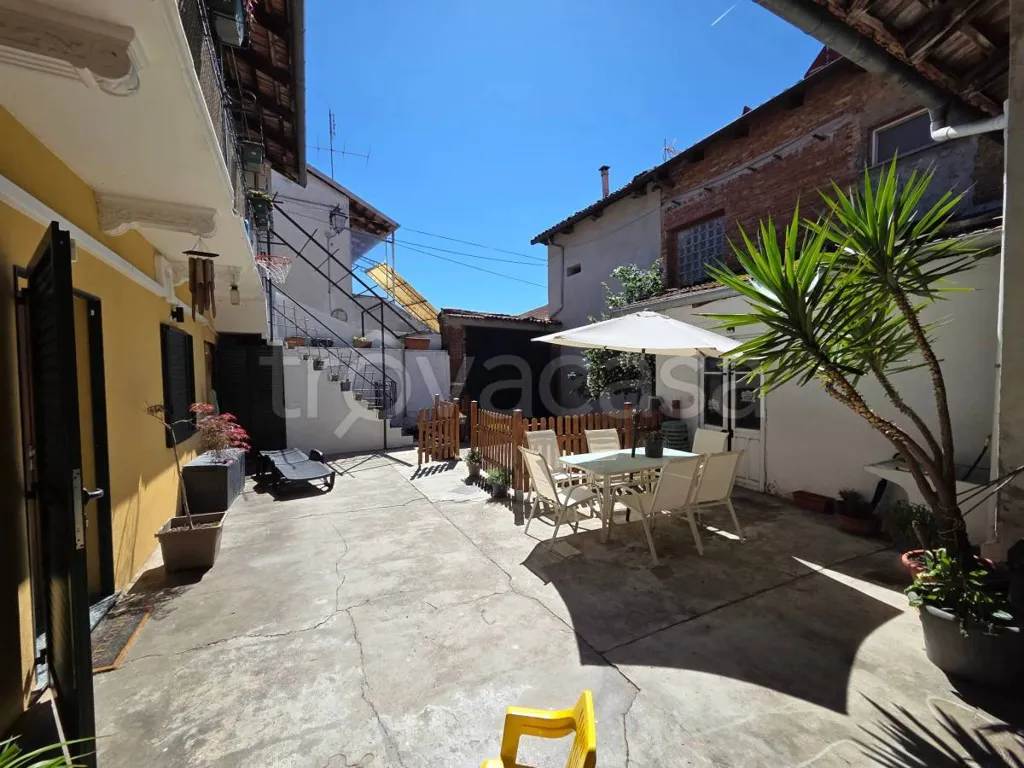 Aed - Fully Rented House with Solar Panels in Barone Canavese