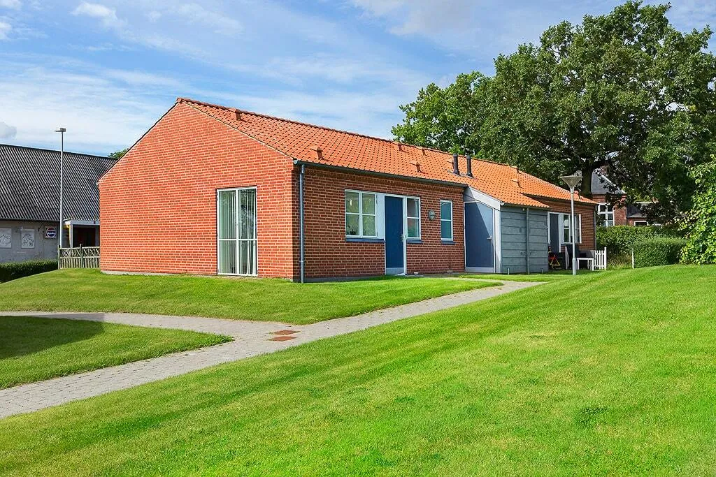 Välivaade - Two-Bedroom Apartment with Garden in Ørsted