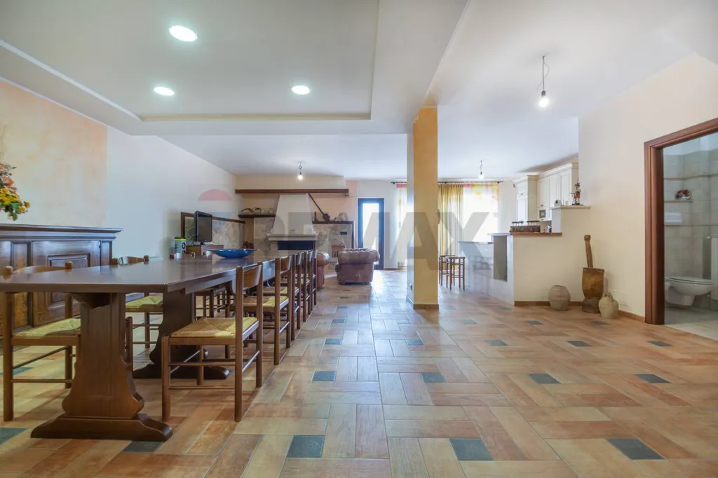 Salle à manger - Contemporary Villa near Montecilfone Coast