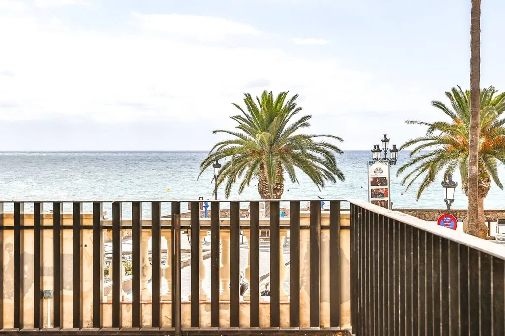 Balcon - Detached House with Sea View in Sitges