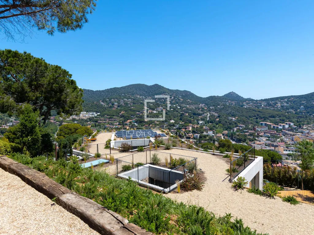 Terrass - New Build Villa with Sea View in Cabrils