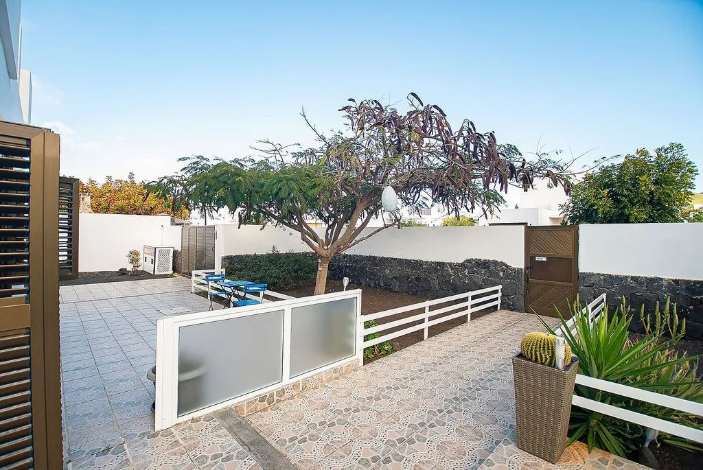 Jardin - Chalet with Pool and Terrace in Yaiza