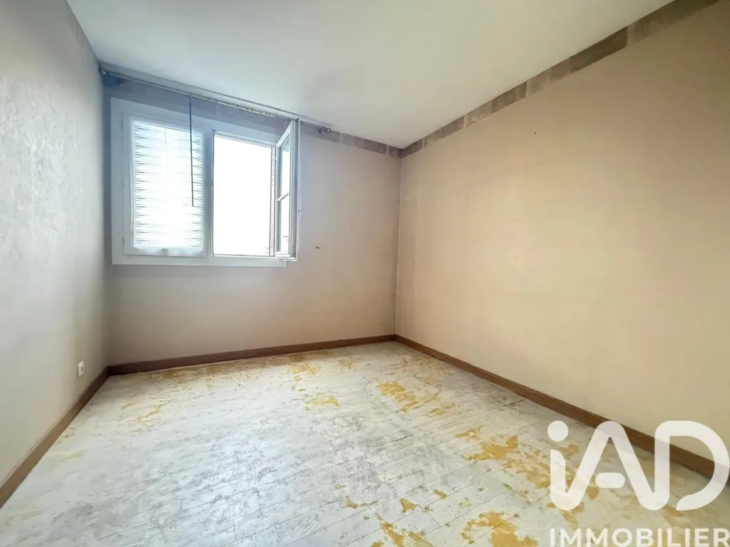 Stanze - Flat with Balcony in Central Location