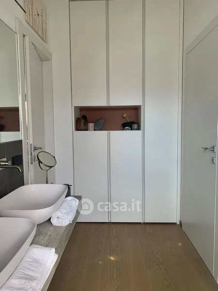 Salles de bain - Restored Apartment with Historic View in Ivrea