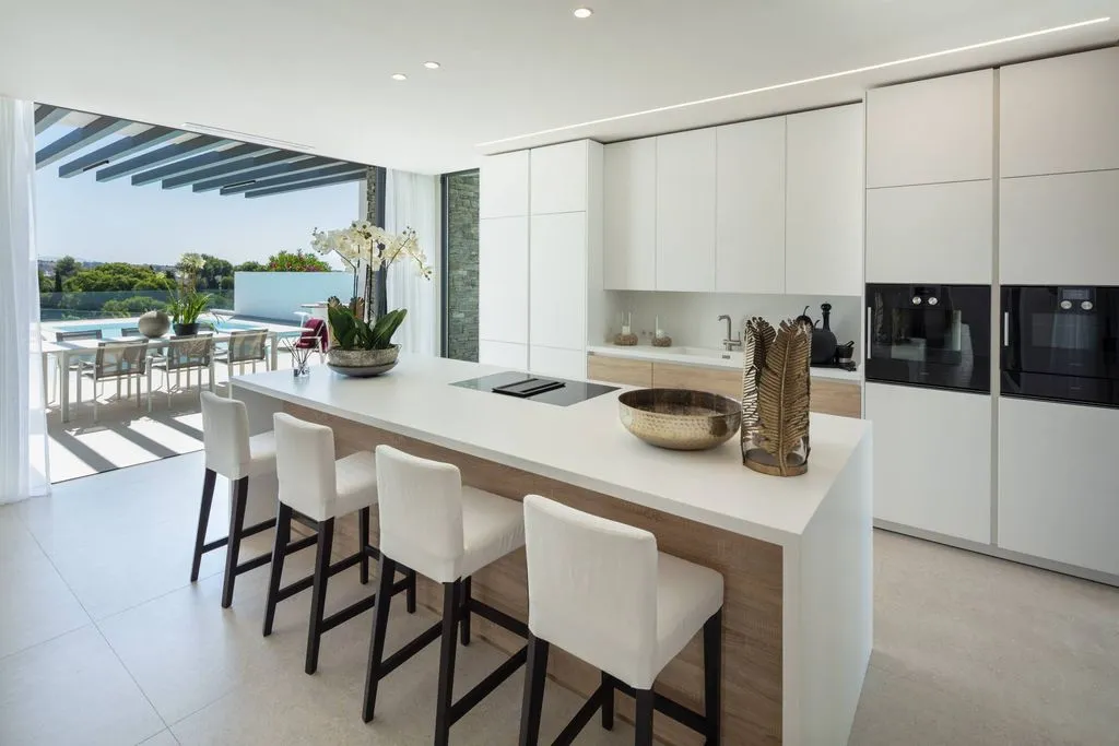 Kitchen - Luxury Villa with Pool in Marbella