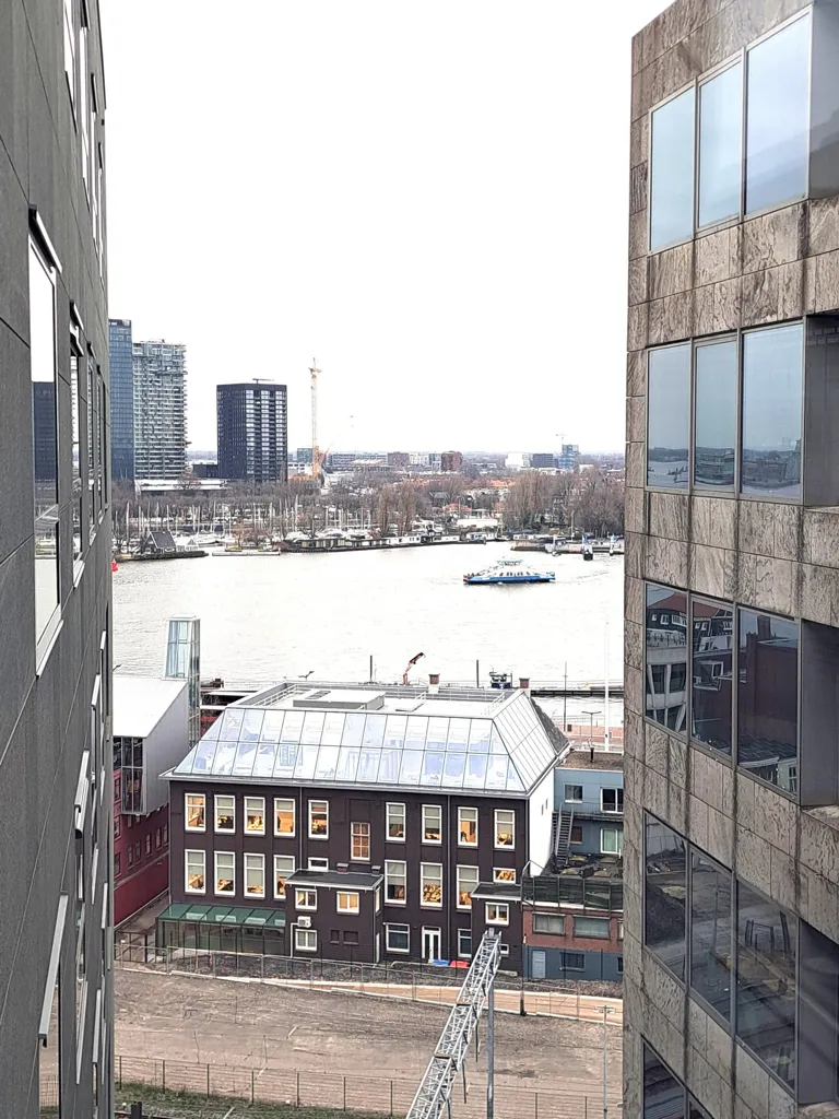 2-toaline korter asukohas Amsterdam