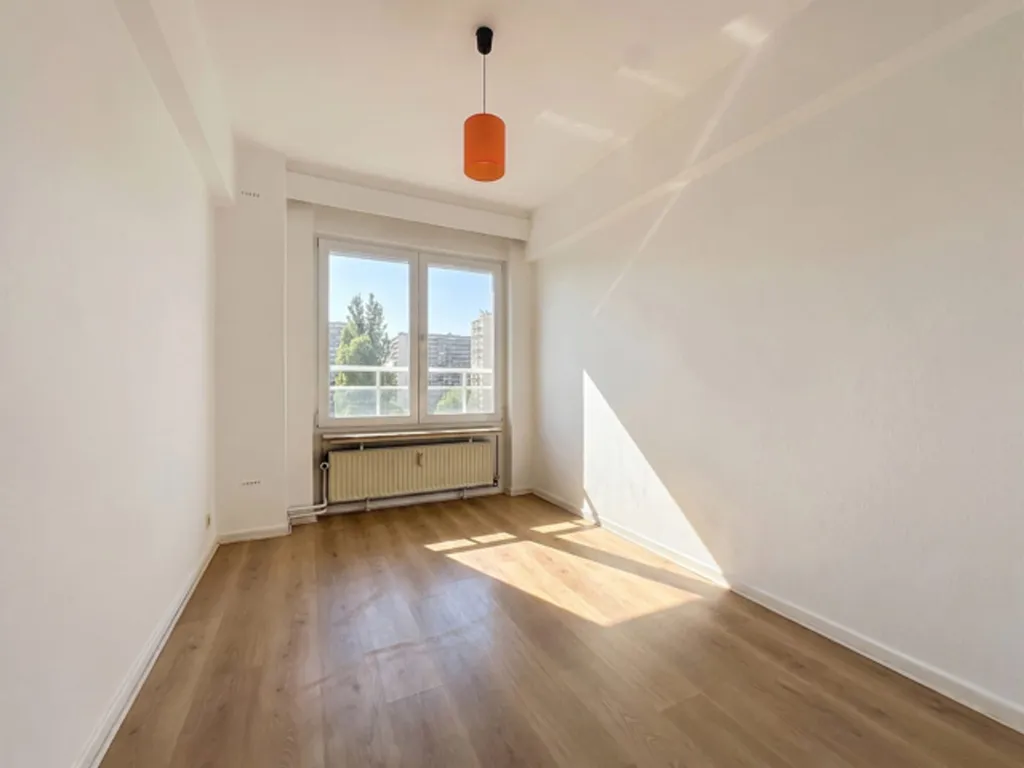 2-Bedroom Apartment with Balcony View in Central Location