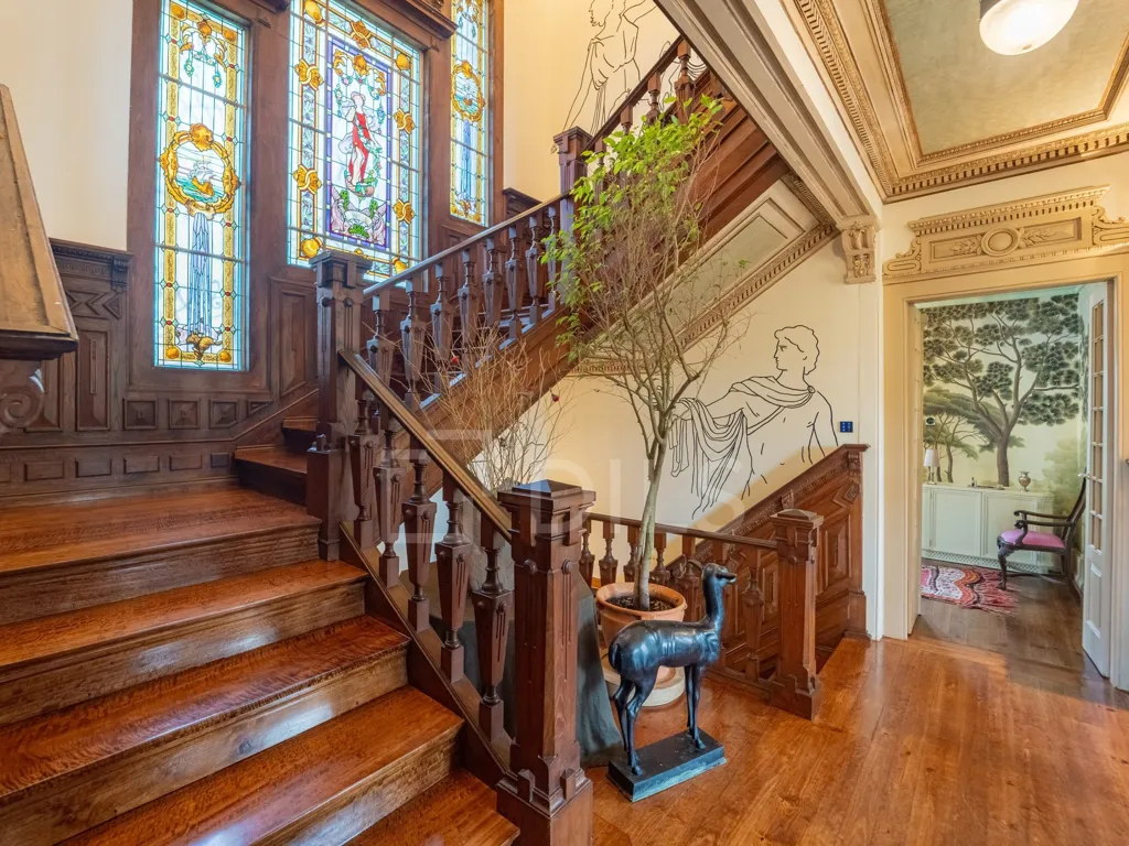 Toad - Historic Palacete with Pool in Miramar