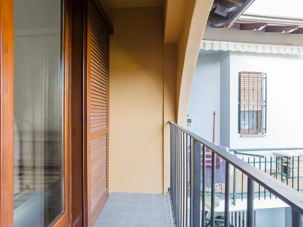 Rõdu - Ground Floor Apartment with Balcony in Rivoli