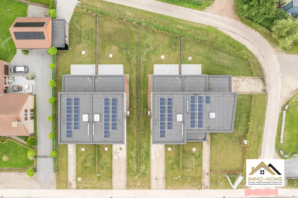 Õhuvaade - Modern House with Solar Panels near Lokeren