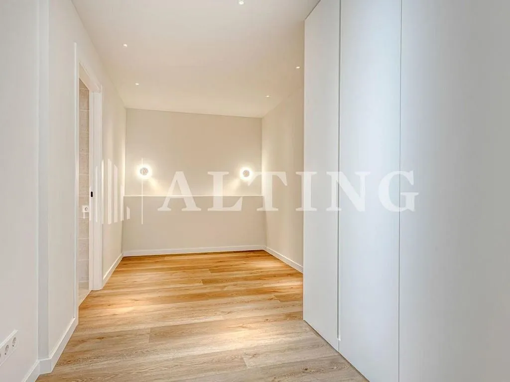 Hallway - Reformed Apartment with Terrace in Barcelona