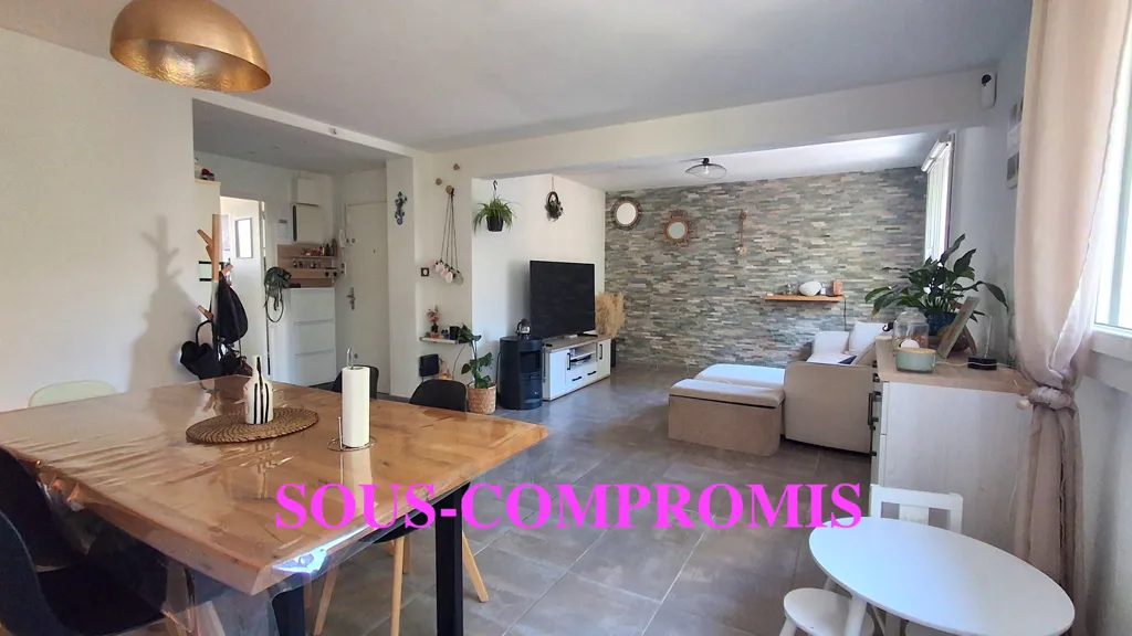 Söögituba - Apartment with Large Terrace in Pennes-Mirabeau